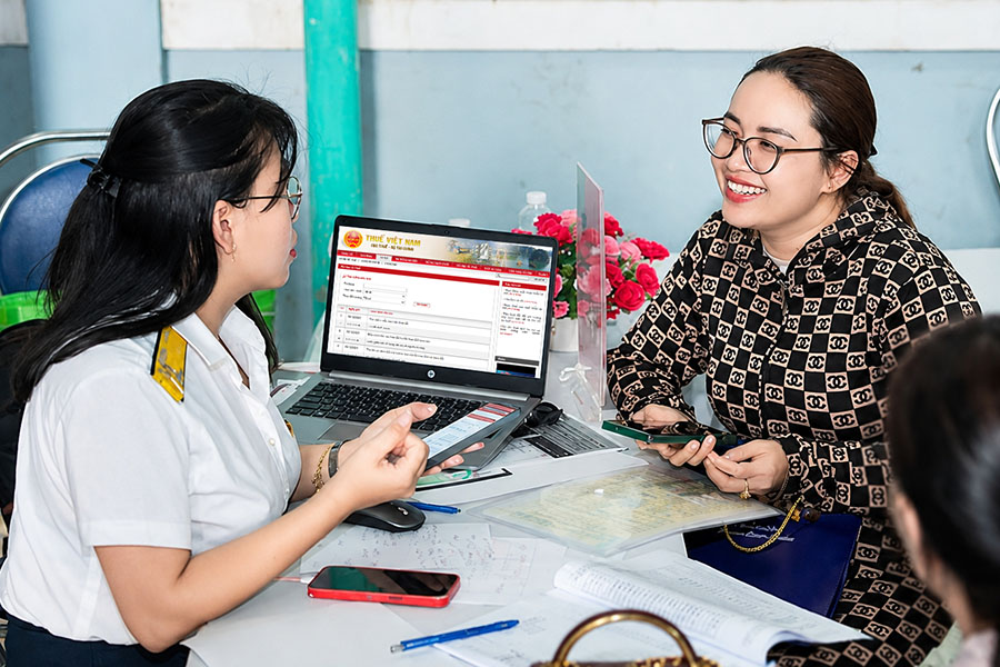 Hộ kinh doanh có thuế được tính trực tiếp theo tỷ lệ trên doanh thu.