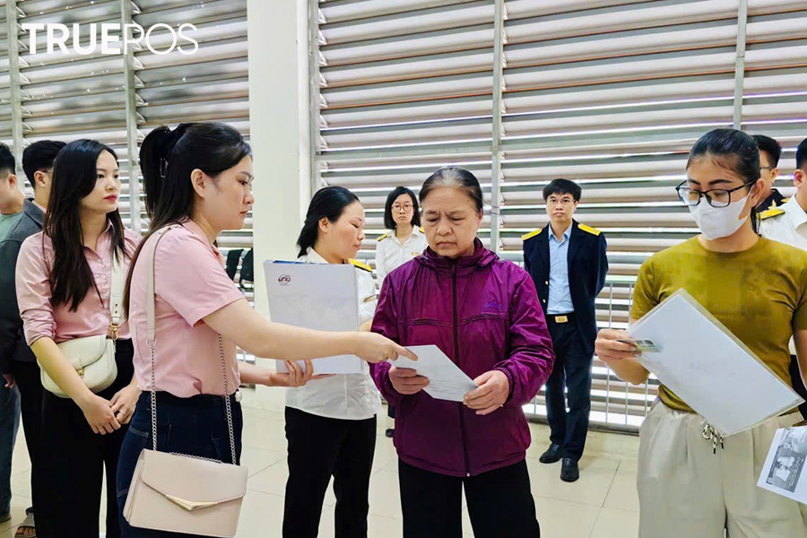 TruePos trực tiếp hỗ trợ hộ kinh doanh trong tháng cao điểm kê khai thuế