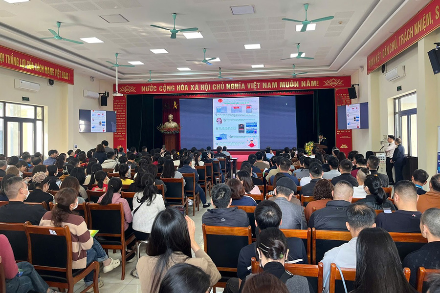 Hộ kinh doanh được trao đổi trực tiếp các vướng mắc phát sinh khi chuyển từ thuế khoán sang kê khai theo quy định mới.